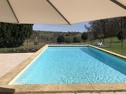The Grand Longere