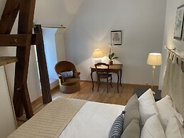 The Grand Longere