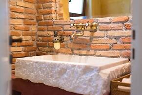 Seafront Luxury Villa w 5-en Suite BR BBQ