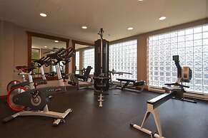 Bl307 Whistler Village - Views of Village- Walk to Lifts