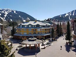 Bl307 Whistler Village - Views of Village- Walk to Lifts