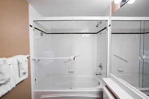 Bl307 Whistler Village - Views of Village- Walk to Lifts