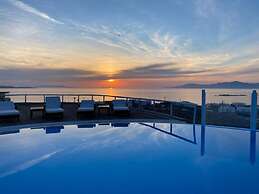 Diamond Sunset Villa by Whitelist Mykonos
