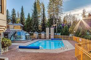 Marquise - Ski in Ski out - Pool - Hot tub -1st fl