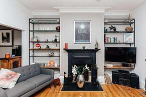 Henley Gardens - From 200 Per Night