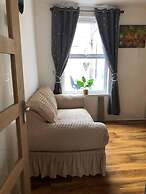 Housesleeps2- 2br-gardenview-parking-nearbeach
