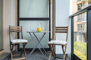 Lovely Apartment Gdansk by Renters