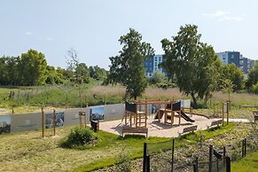 Lovely Apartment Gdansk by Renters