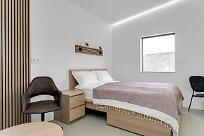 Klettar - The Old Hatchery Iceland