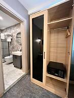 Royal Mass Airport Business Hotel