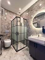 Royal Mass Airport Business Hotel