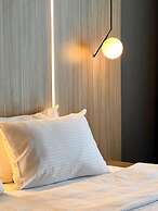 Royal Mass Airport Business Hotel