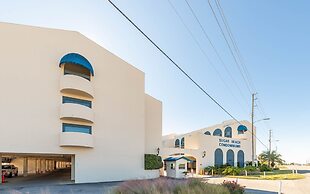 Sugar Beach 143 1 Bedroom Condo by Redawning