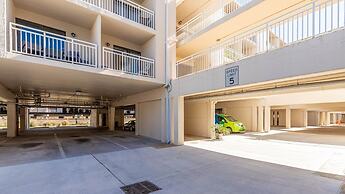 Sugar Beach 143 1 Bedroom Condo by Redawning