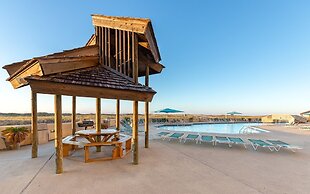 Phoenix Vii 7206 2 Bedroom Condo by Redawning