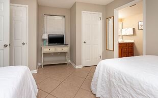 Phoenix Vii 7613 2 Bedroom Condo by Redawning