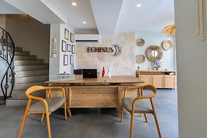 Echinus Lara Hotel