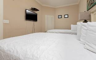 Phoenix West Ii 302 3 Bedroom Condo by Redawning