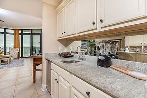 Phoenix West Ii 302 3 Bedroom Condo by Redawning