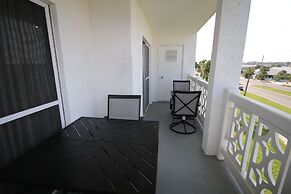 539 El Matador 2 Bedroom Condo by RedAwning