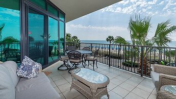 Phoenix West 202 3 Bedroom Condo by Redawning