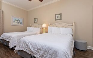 Phoenix West 202 3 Bedroom Condo by Redawning