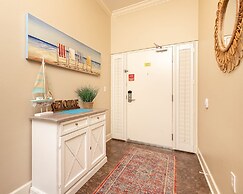 Phoenix West 202 3 Bedroom Condo by Redawning