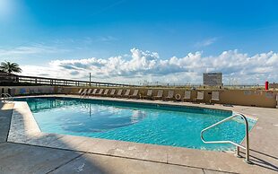 Phoenix Iv 4125 3 Bedroom Condo by Redawning