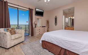 Phoenix Iv 4125 3 Bedroom Condo by Redawning