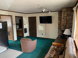 Ponderosa Lodge