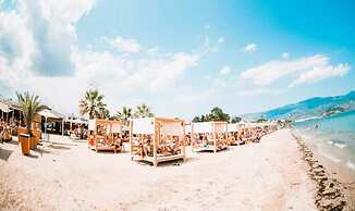 Estell s Sweet Luxury House