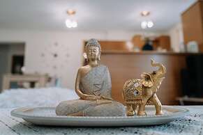 Estell s Sweet Luxury House