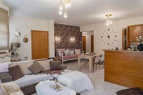 Estell s Sweet Luxury House