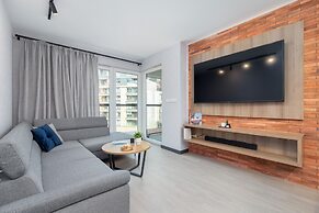 Exquisite Zablocie by Renters Prestige