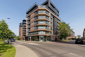 Exquisite Zablocie by Renters Prestige