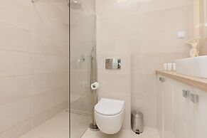 Lopianowa Apartment Warsaw by Renters