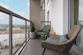 Albatross Towers Apartments by Renters