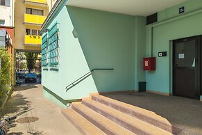 Skwer Kościuszki Apartment by Renters