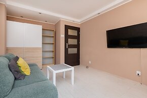 Skwer Kościuszki Apartment by Renters