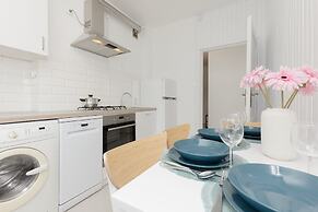 Bałuckiego Apartment Warsaw by Renters