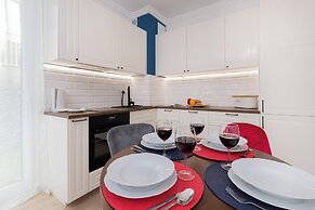 Apartment Redlowo & 2 Bedroom by Renters