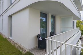 Apartment Redlowo & 2 Bedroom by Renters