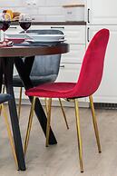 Apartment Redlowo & 2 Bedroom by Renters