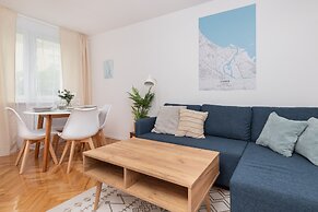 Cosy Apartment Reja by Renters