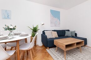 Cosy Apartment Reja by Renters