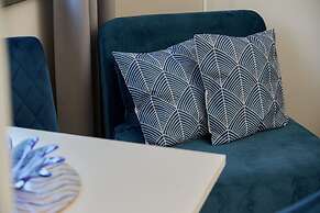 Bright Studio Krynicka by Renters