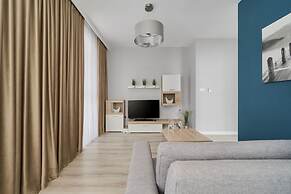 Odra Tower Apartment Wrocław by Renters