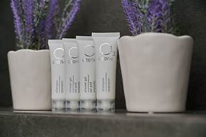 Odra Tower Apartment Wrocław by Renters