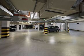 Odra Tower Apartment Wrocław by Renters