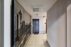 Odra Tower Apartment Wrocław by Renters